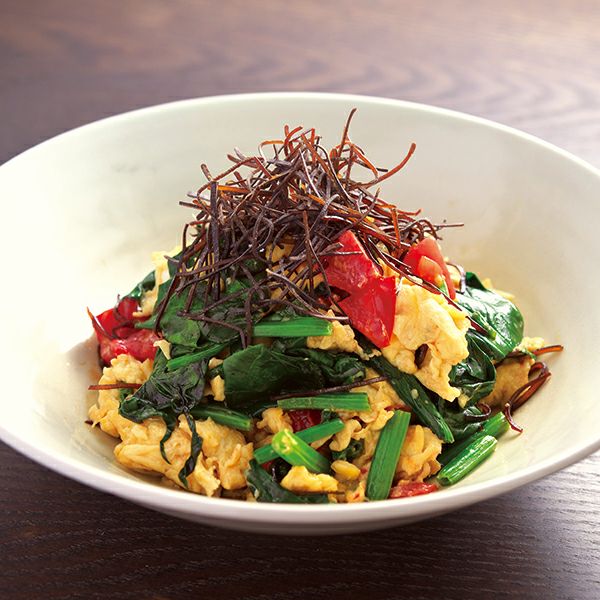 卵とほうれん草の炒め物に