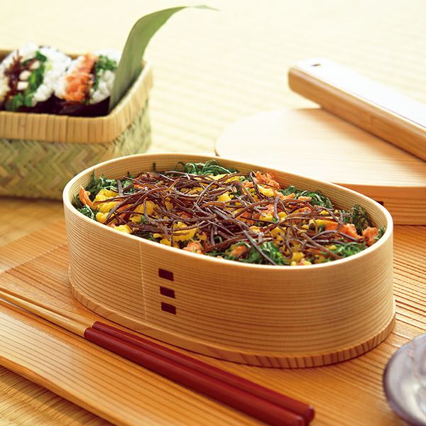 三色弁当に