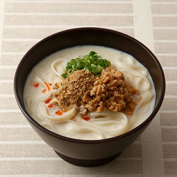 豆乳担々麺の豆乳スープに